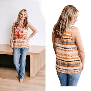 Savanna Jane tie dyed like embroidered sleeveless top sz M
